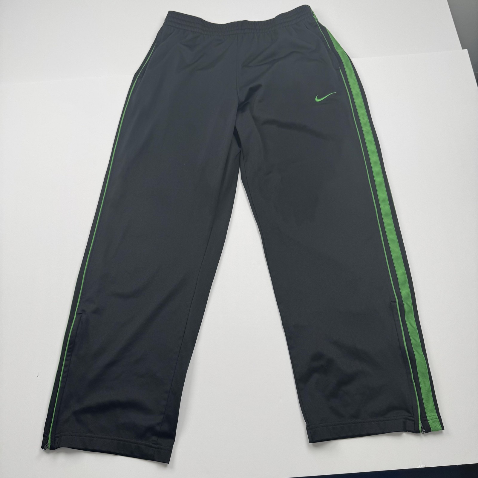 Vintage Nike Basketball Track Pants Mens Medium (30x28) Green Stripe Swoosh
