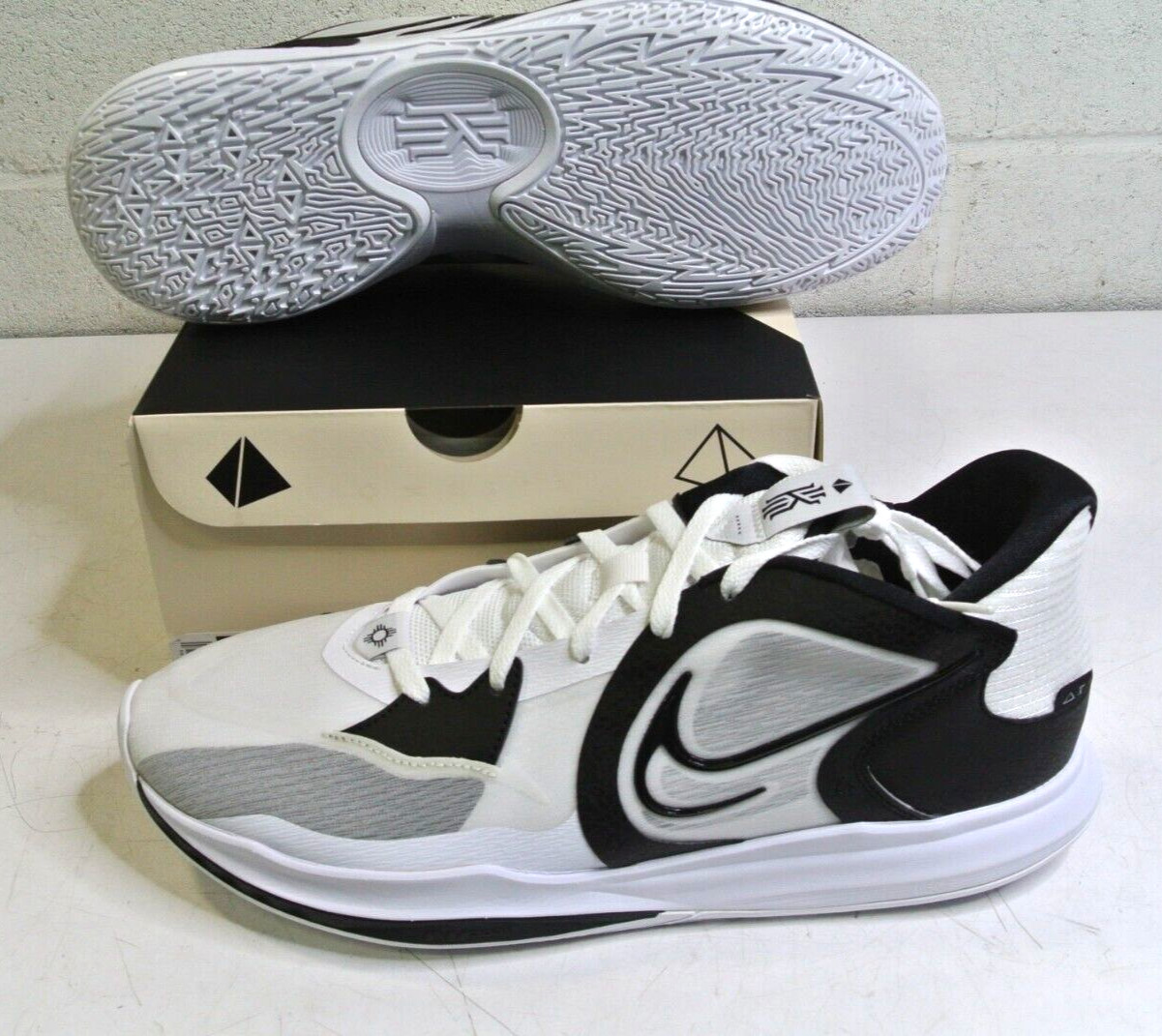 NIKE KYRIE LOW 5 TB PROMO Basketball Shoes DX6651 100 White/Black SZ US 17.5
