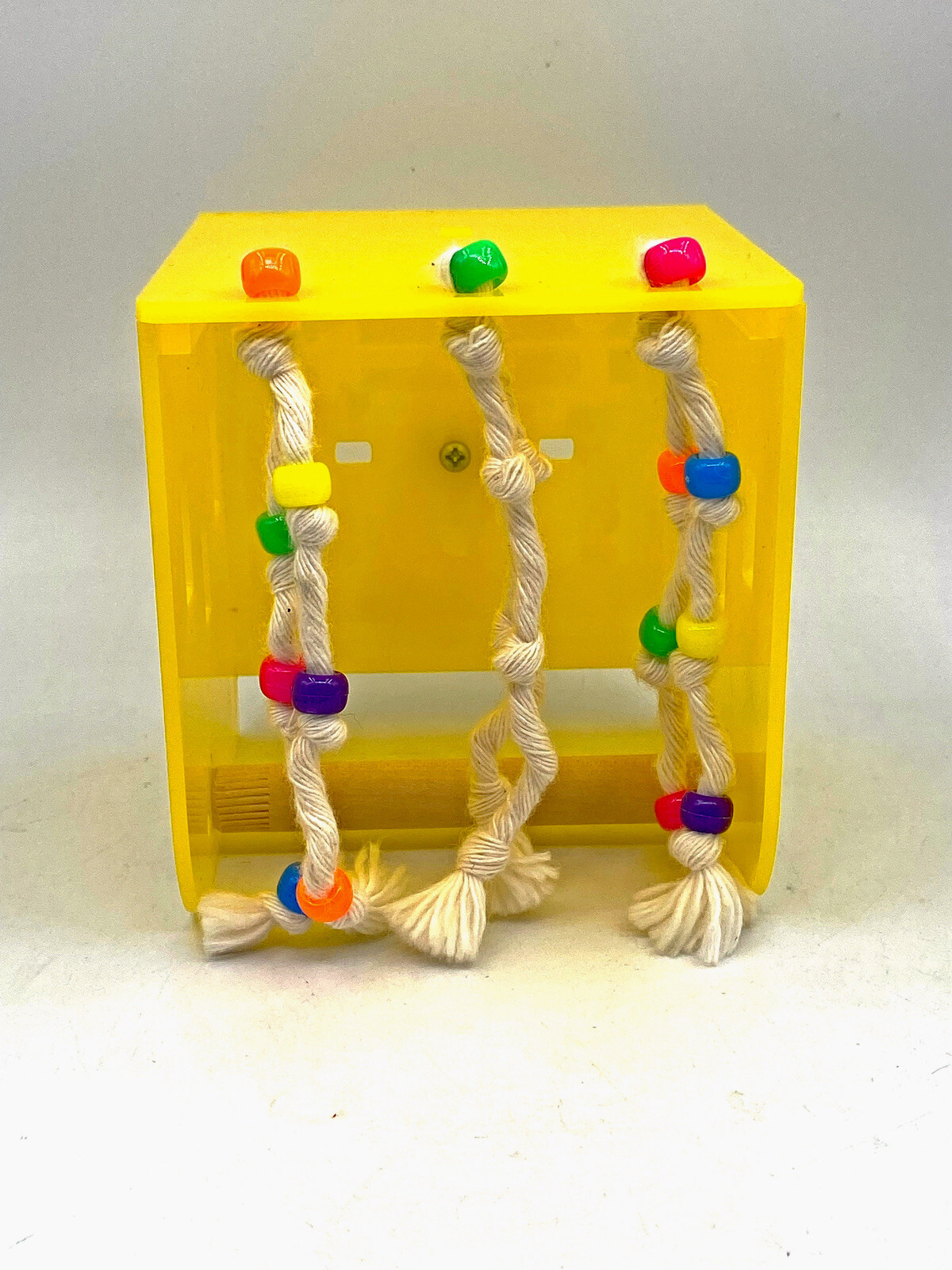 Zoo-Max Parakeet budgie DODO Box Hide & Play W/Perch 4”x 4” Yellow