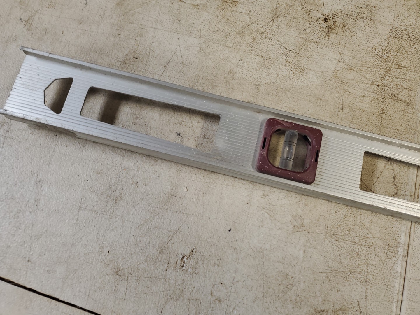 Johnson Level & Tool 48" Aluminum I-Beam Level 3 Bubbles (K00)