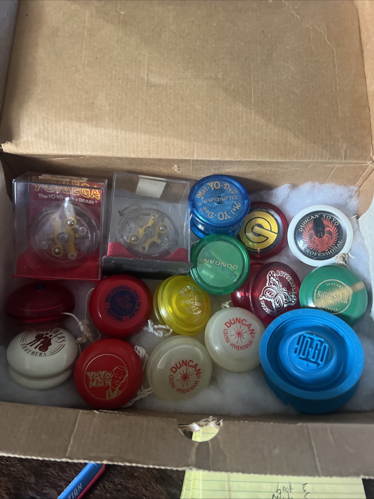 16-Mixed Batch Of Yo Yos