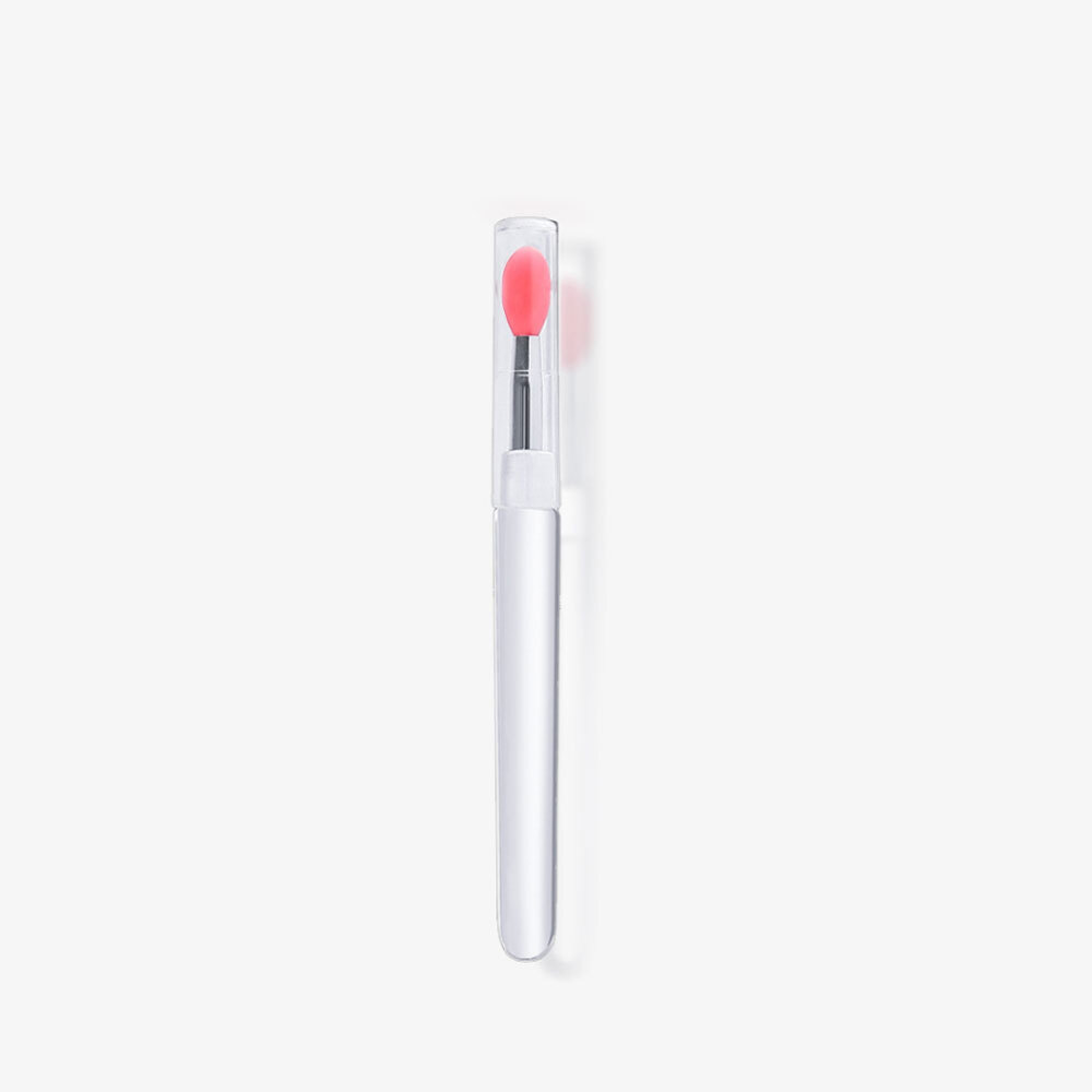 Soft Lip Brush With Silicone Lip Applicator Brush Makeup Brushes With Cover Tool