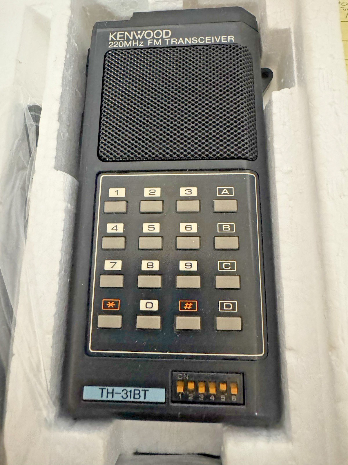 Kenwood TH-31BT 220MHz FM Transceiver – NOS – Made in Japan – In Box
