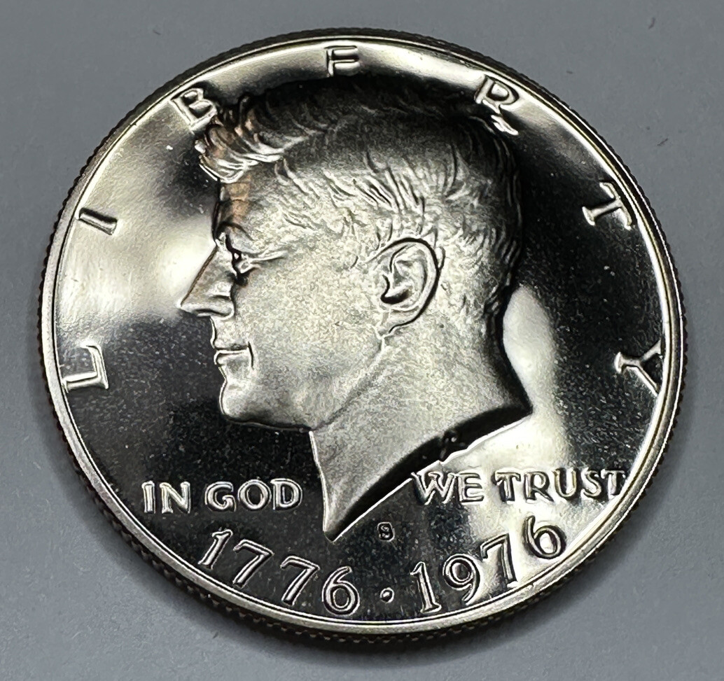 1976-S Kennedy Half Dollar Clad Proof 50Cent Piece. Untouched from US Mint Set.
