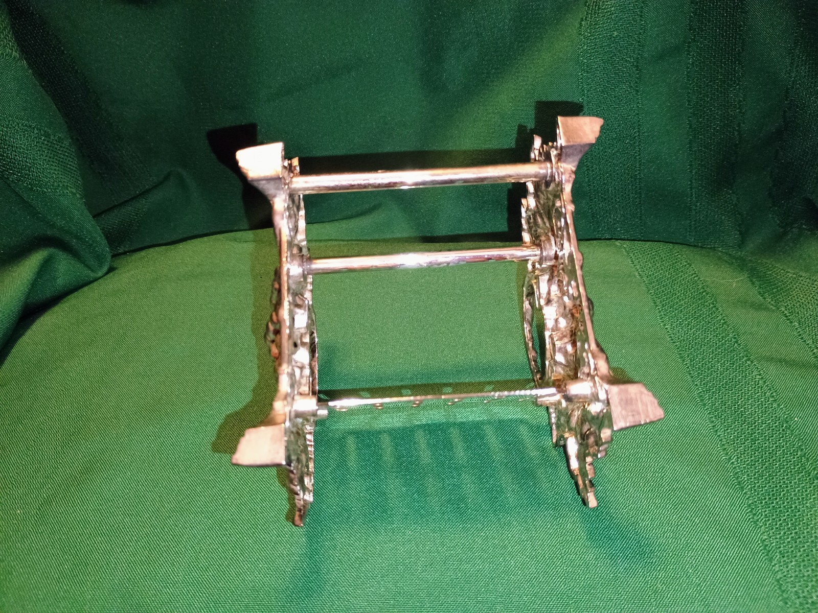 GODINGER Silver Plated GRAPEVINE Knife Holder KNIFE REST Caddy
