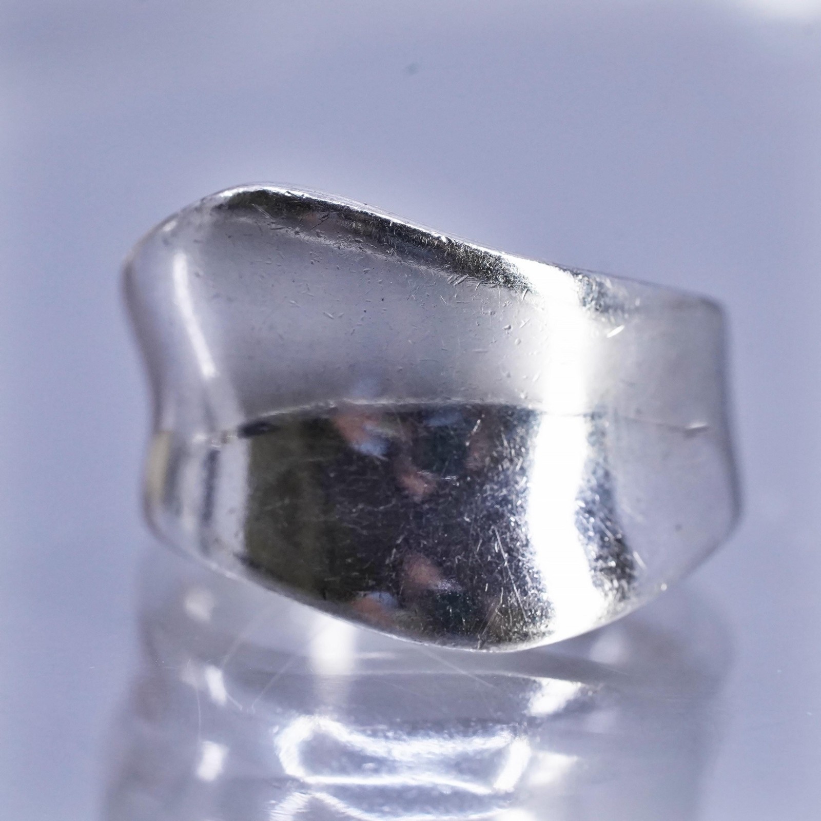 Size 8, vintage modern Sterling 925 silver handmade ring, wavy band