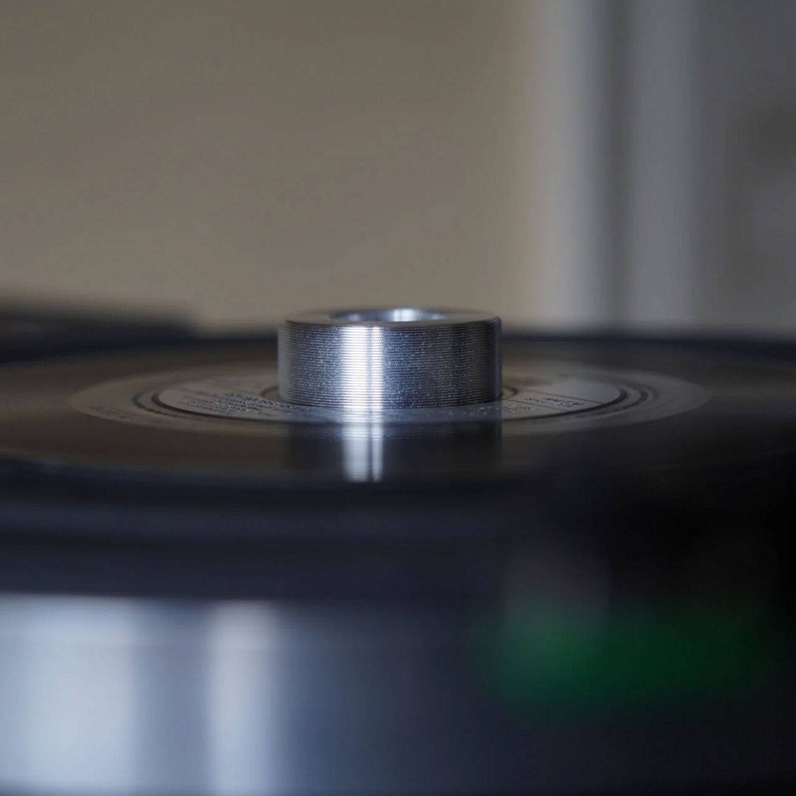Vinyfix: Feather Record Duster & Single Adaptor / Stand