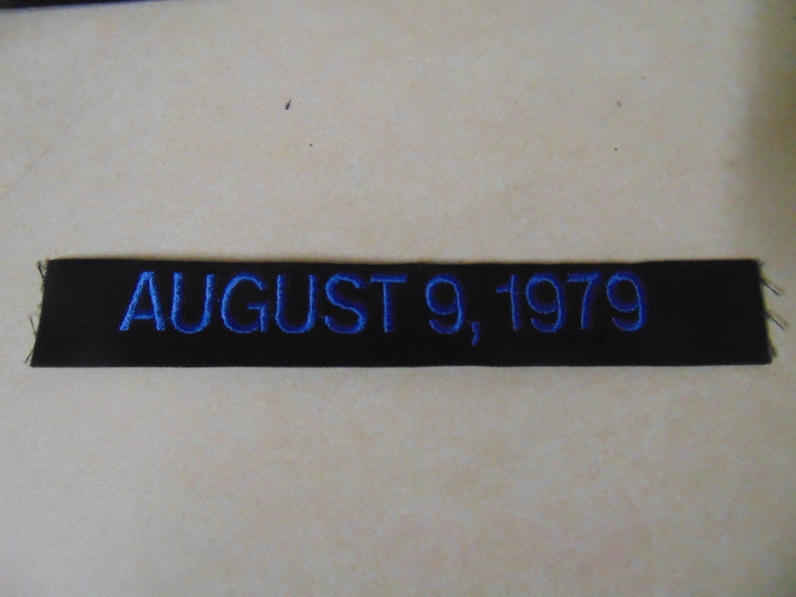 US MILITARY PATCH NAME TAPE TAG SEW ON OLDER BLACK WITH NAME AUGUST 9, 1979