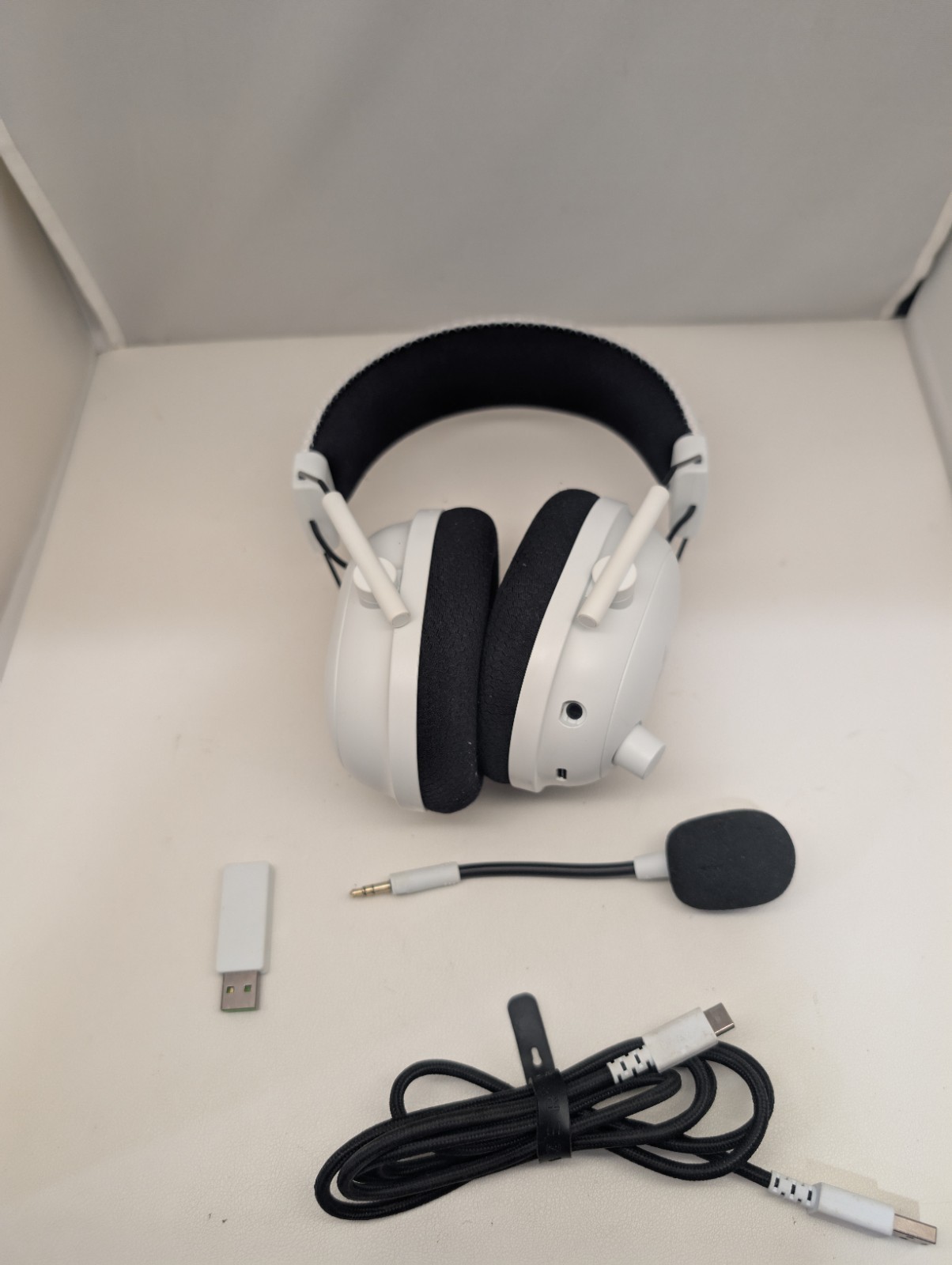 Razer BlackShark V2 Pro Wireless Headset 2023 Edition White W/ Dongle Tested