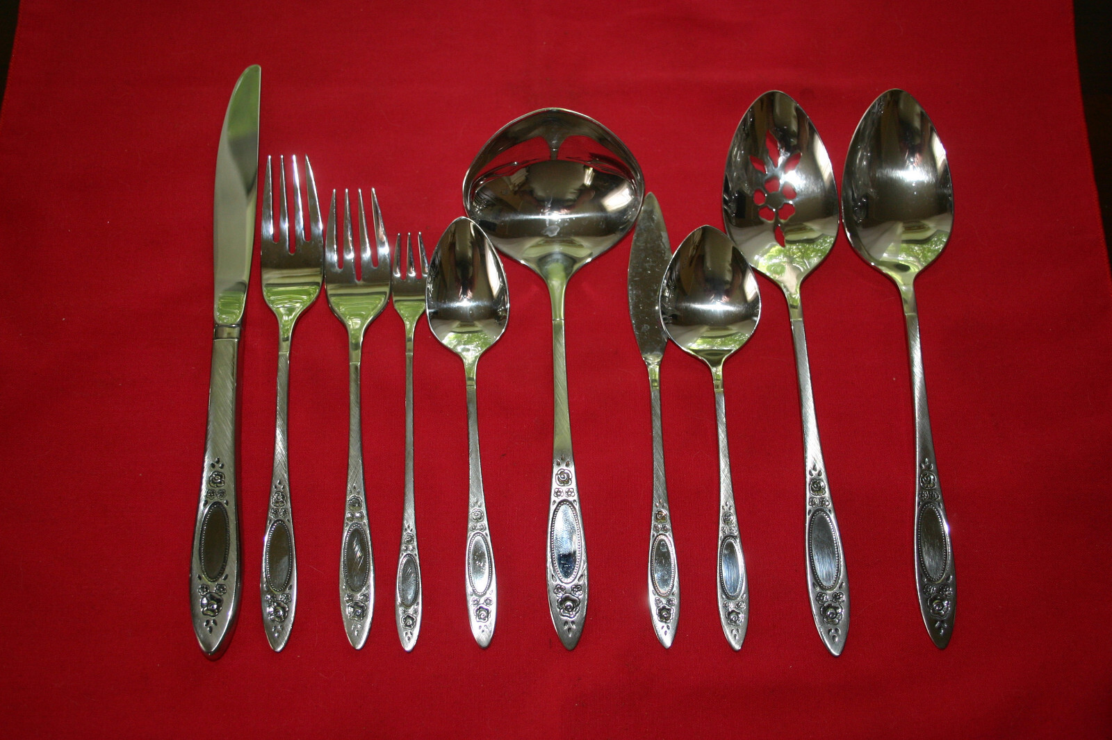 Oneida Community VIGNETTE Stainless Betty Crocker YOUR CHOICE Flatware NEAR MINT