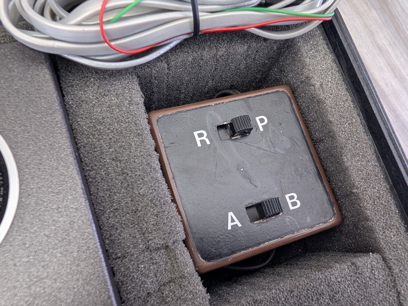 AS IS - UNTESTED Counter Surveillance Electronics Kit Bug Sweep RF Locator Used