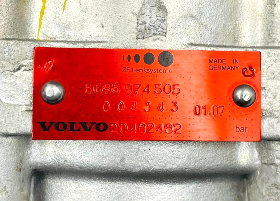 VOLVO 20482482 Hydraulic Pump 330051540