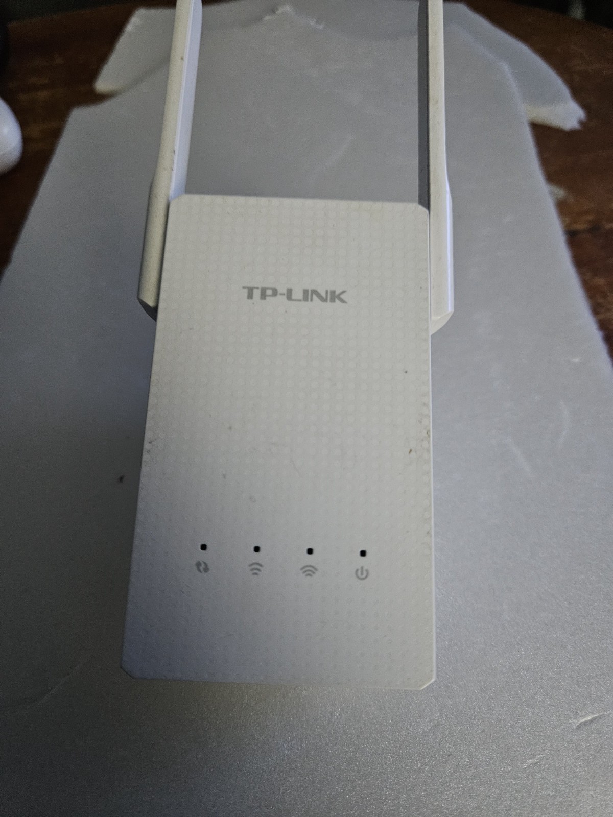 TP-LINK RE210 EXCELLENT CONDITION