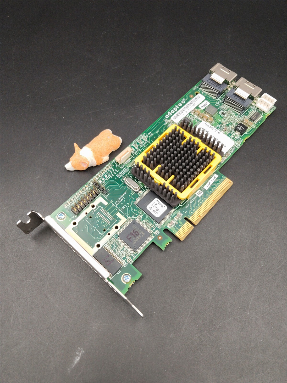ASR-2805 ADAPTEC SATA/SAS 8 PORT PCIE CONTROLLER W/ LOW PROGILE