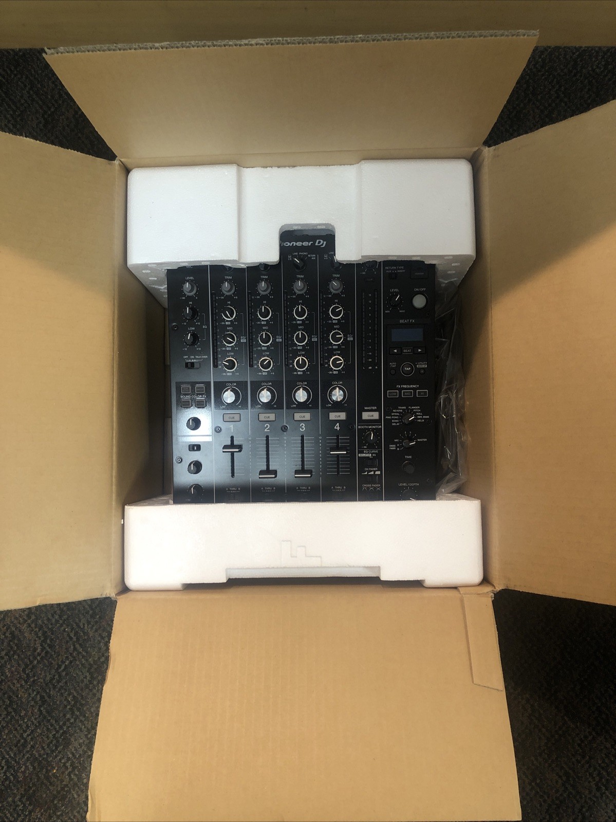 Pioneer Dj Mixer (DJM-750MK2) New/open Box Used Twice (Tested)