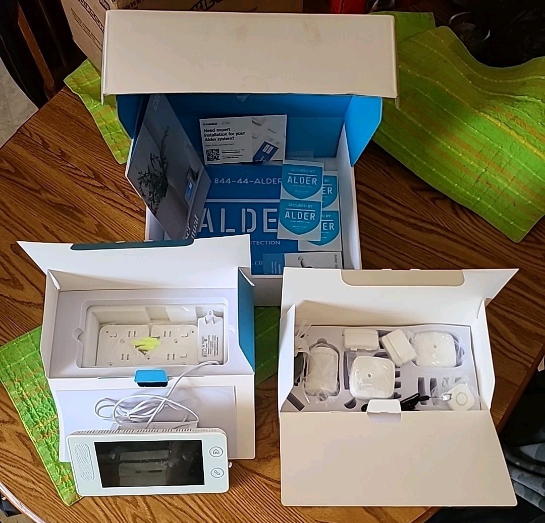 ALDER SIMPLE Home Protection Security System *New Open Box*