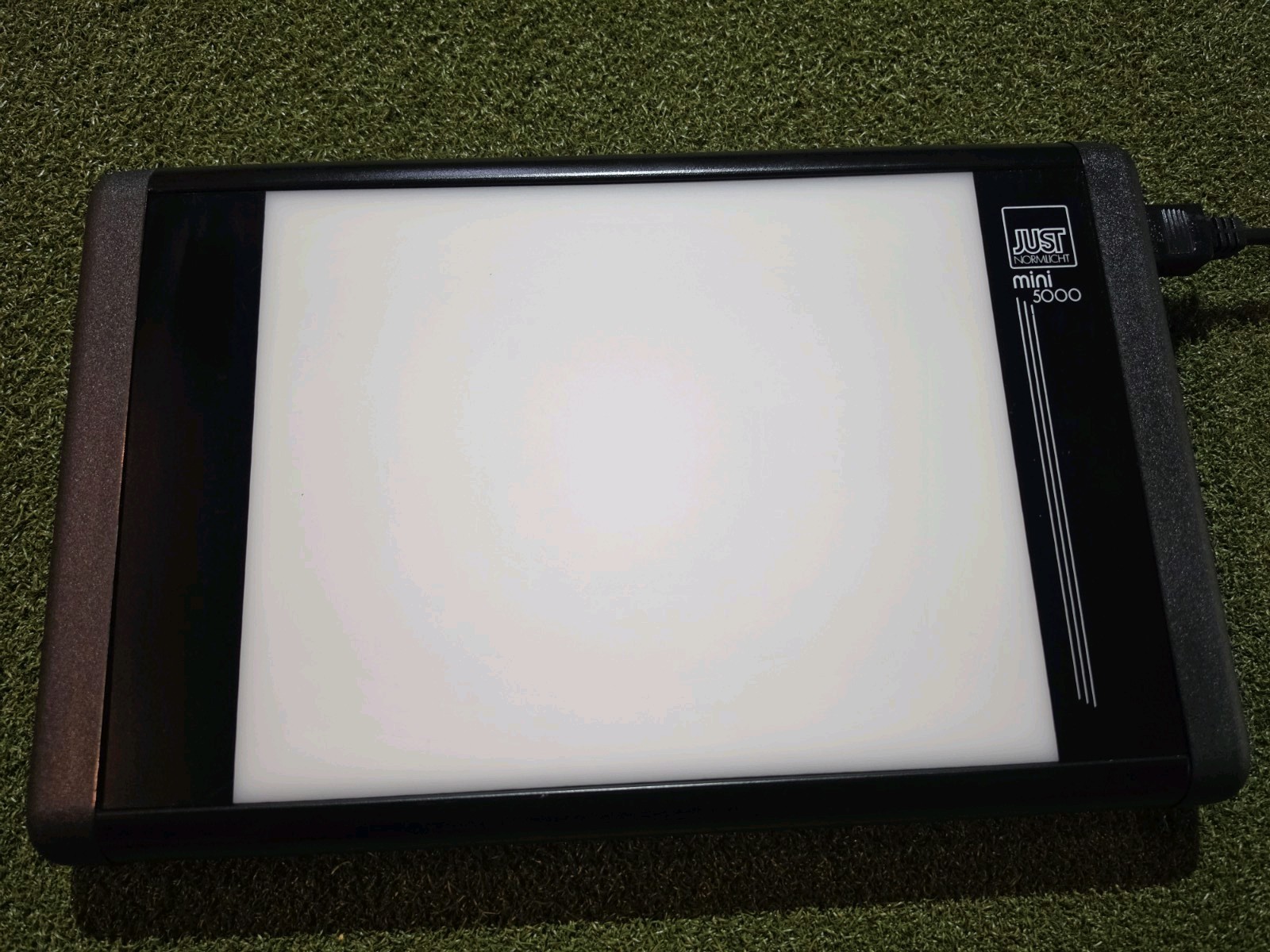JUST Normlicht Mini 5000 12070 D50 5000K 8x10 Professional Light Box Tested