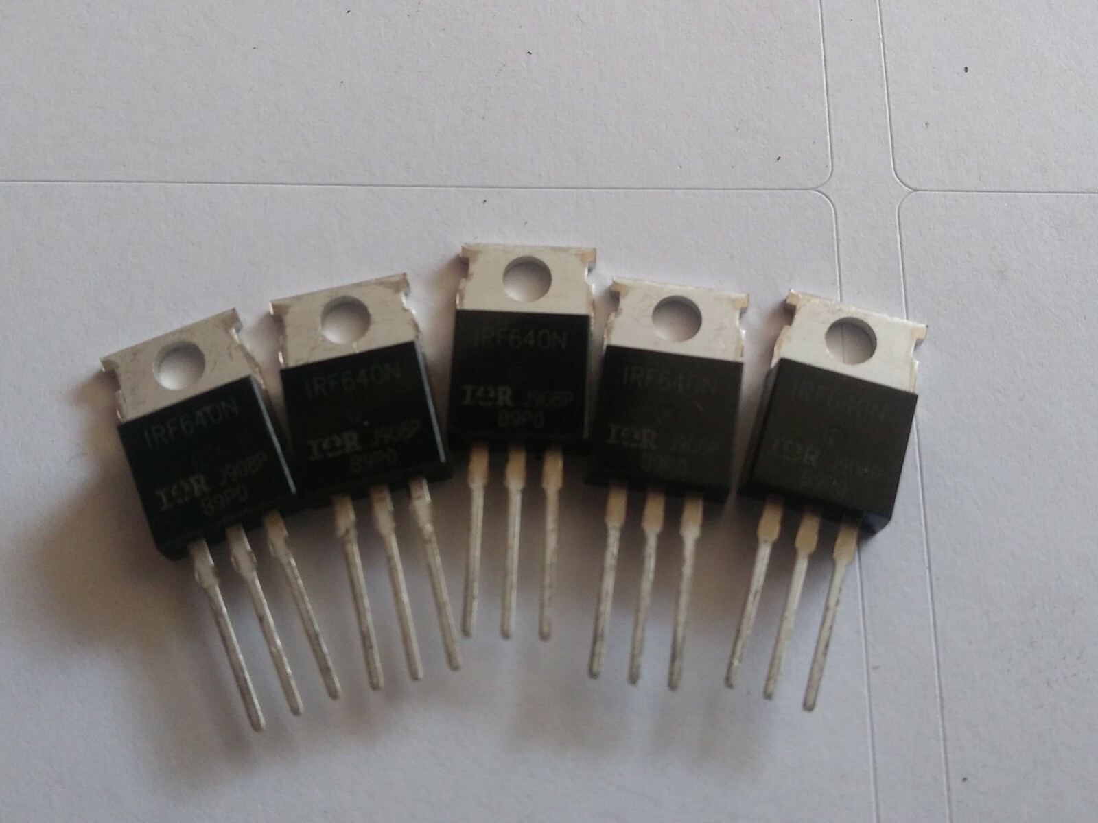 5 Pcs IRF640 IRF640N TO-220 N-Channel IR Power MOSFET USA Seller free ship