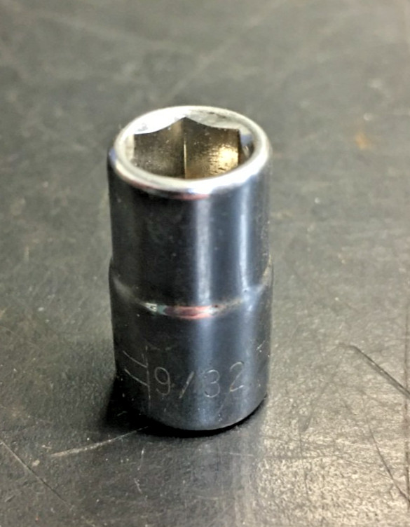 Husky Size 9/32" SAE, 1/4" Drive, 6 Point Socket, 20009, USA