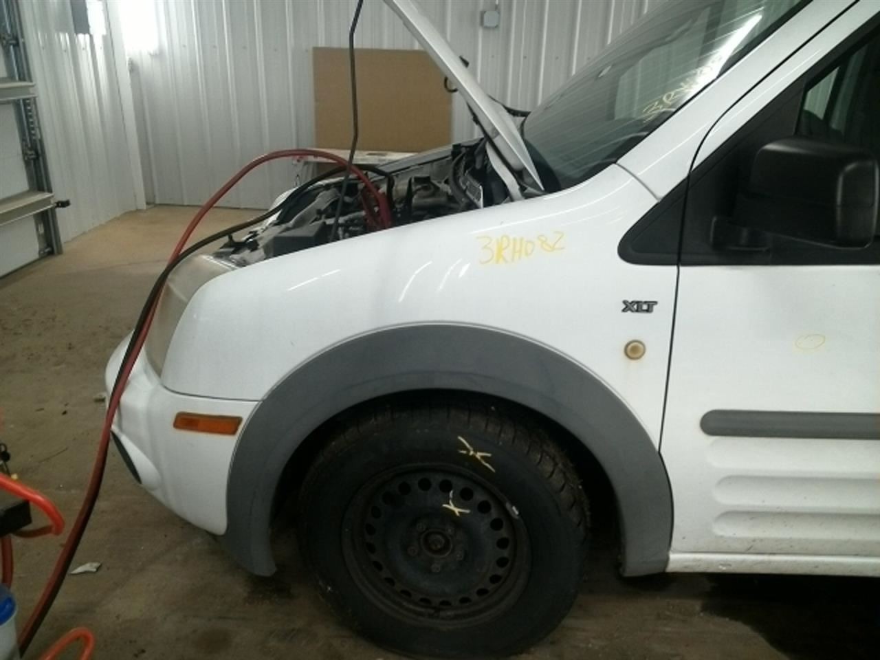 TRANSCNCT 2012 Fuse Box Cabin 104910174