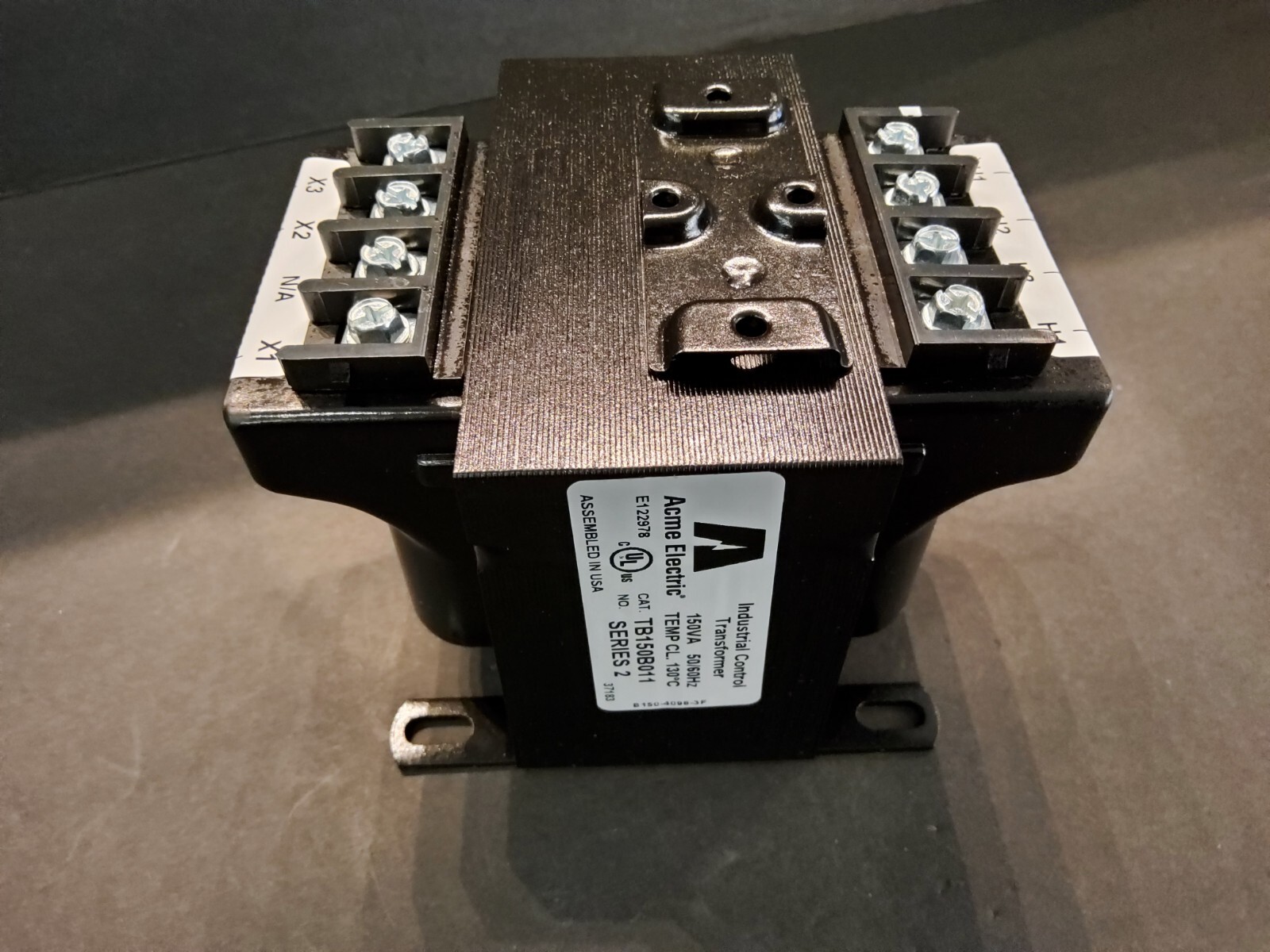 ACME TRANSFORMER TB150B011 PRIMARY VOLTAGE 230V SECONDARY VOLTAGE 115V, 150 WATT