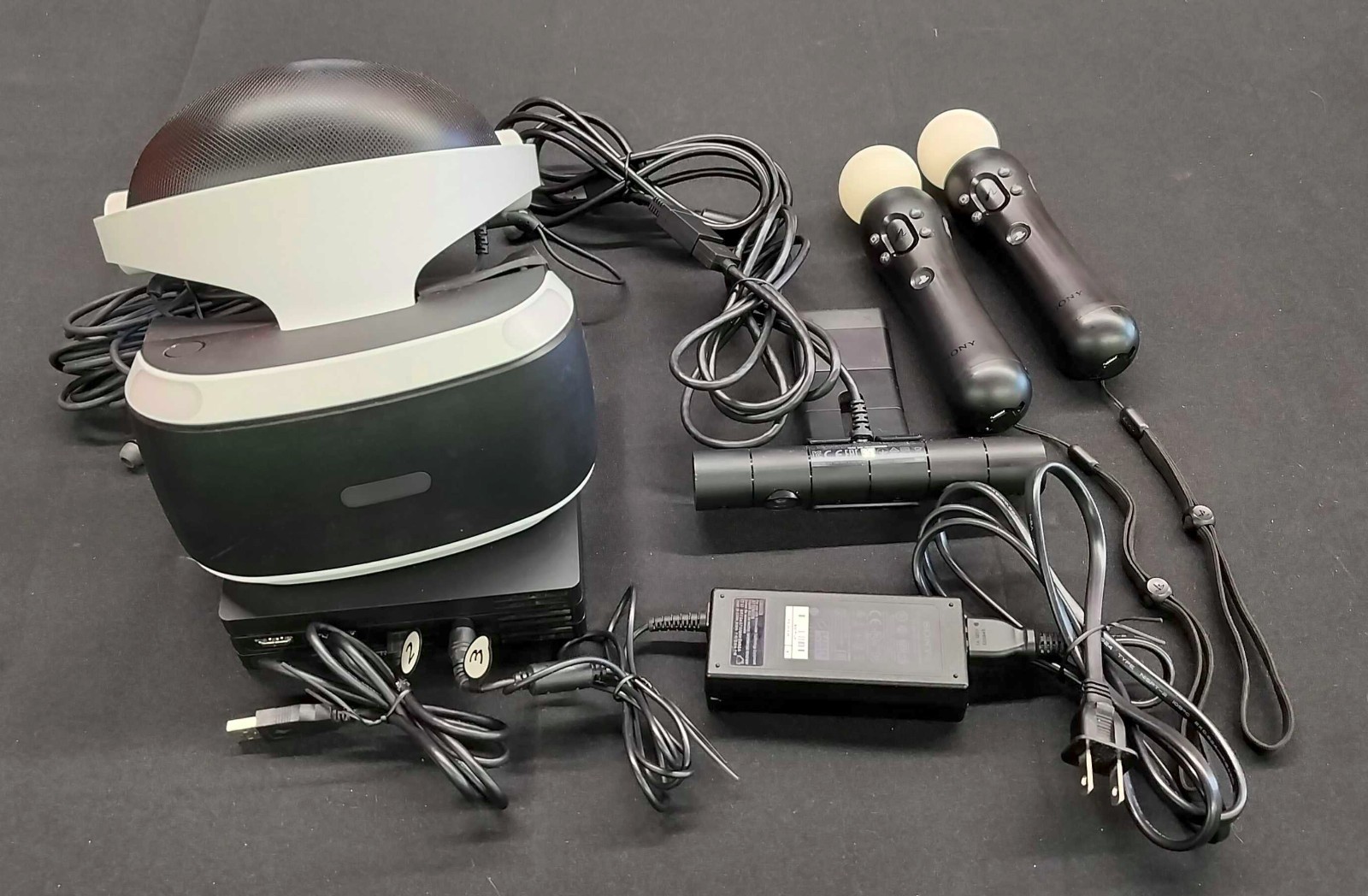 PlayStation 4 PS4 Virtual Reality VR Headset CUH-ZVR2 ***Untested***