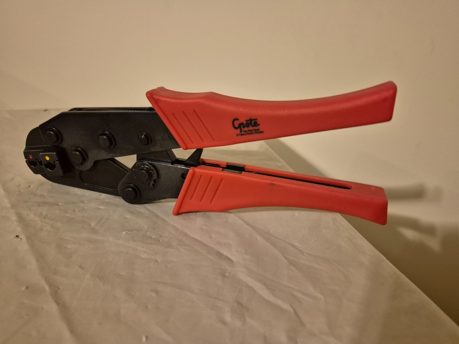 Grote Ratcheting Crimp Tool F Connectors RG6 RG59