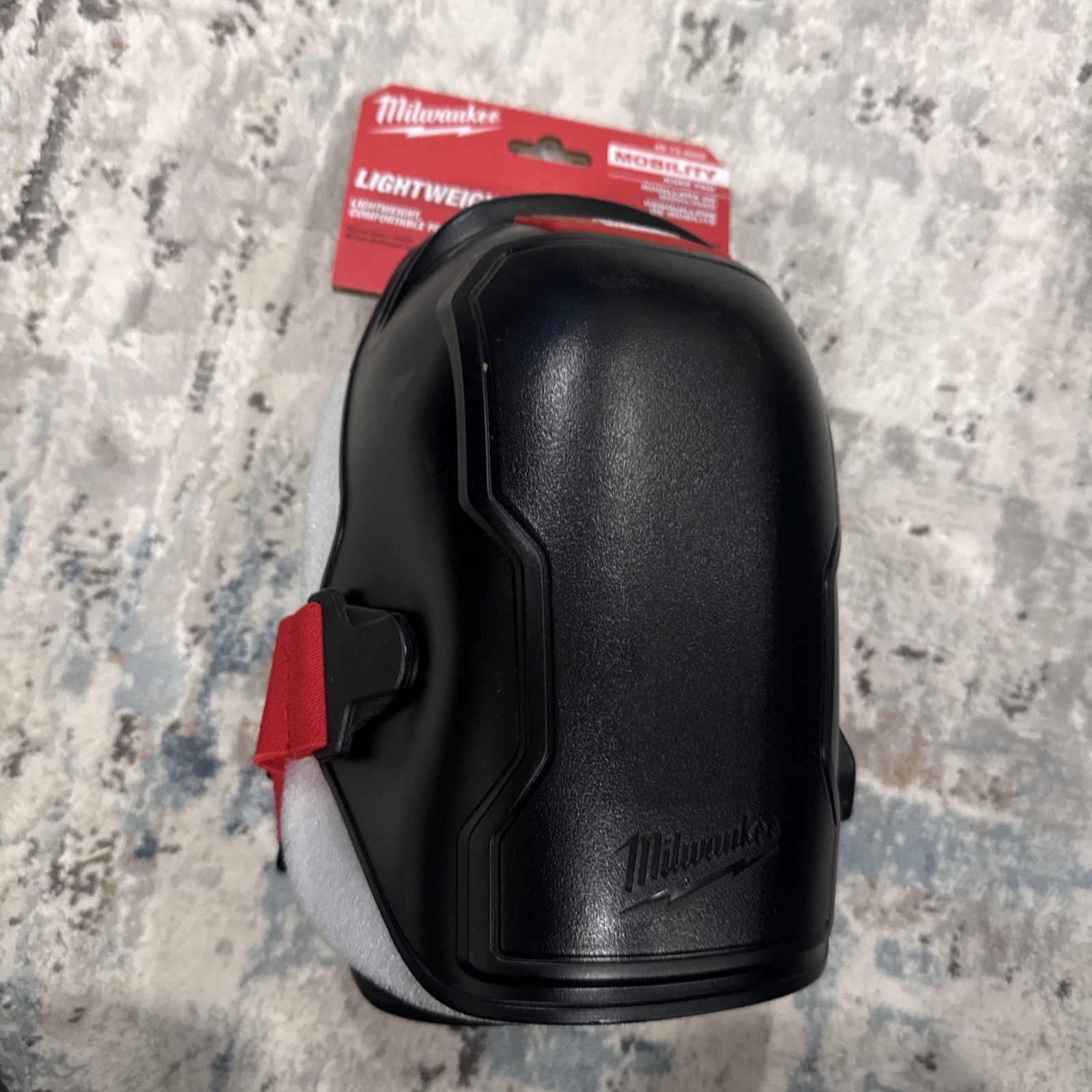New Milwaukee Tool 48-73-6000 Free-Flex Knee Pad, Flexible Plastic Pad, Foam Cap