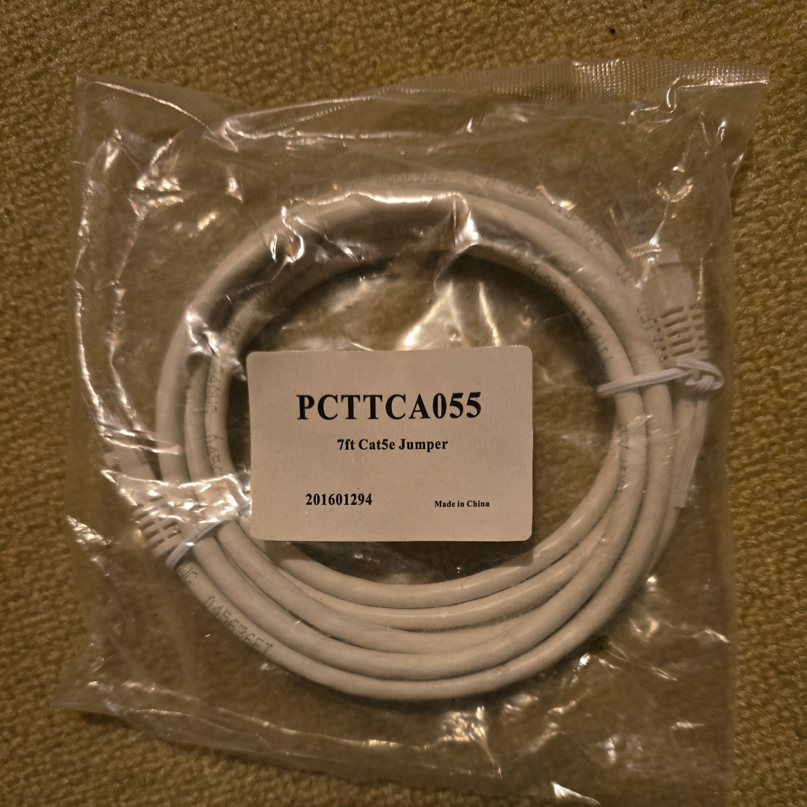 PCTTCA055 7ft Cat5e Jumper cable White (1)