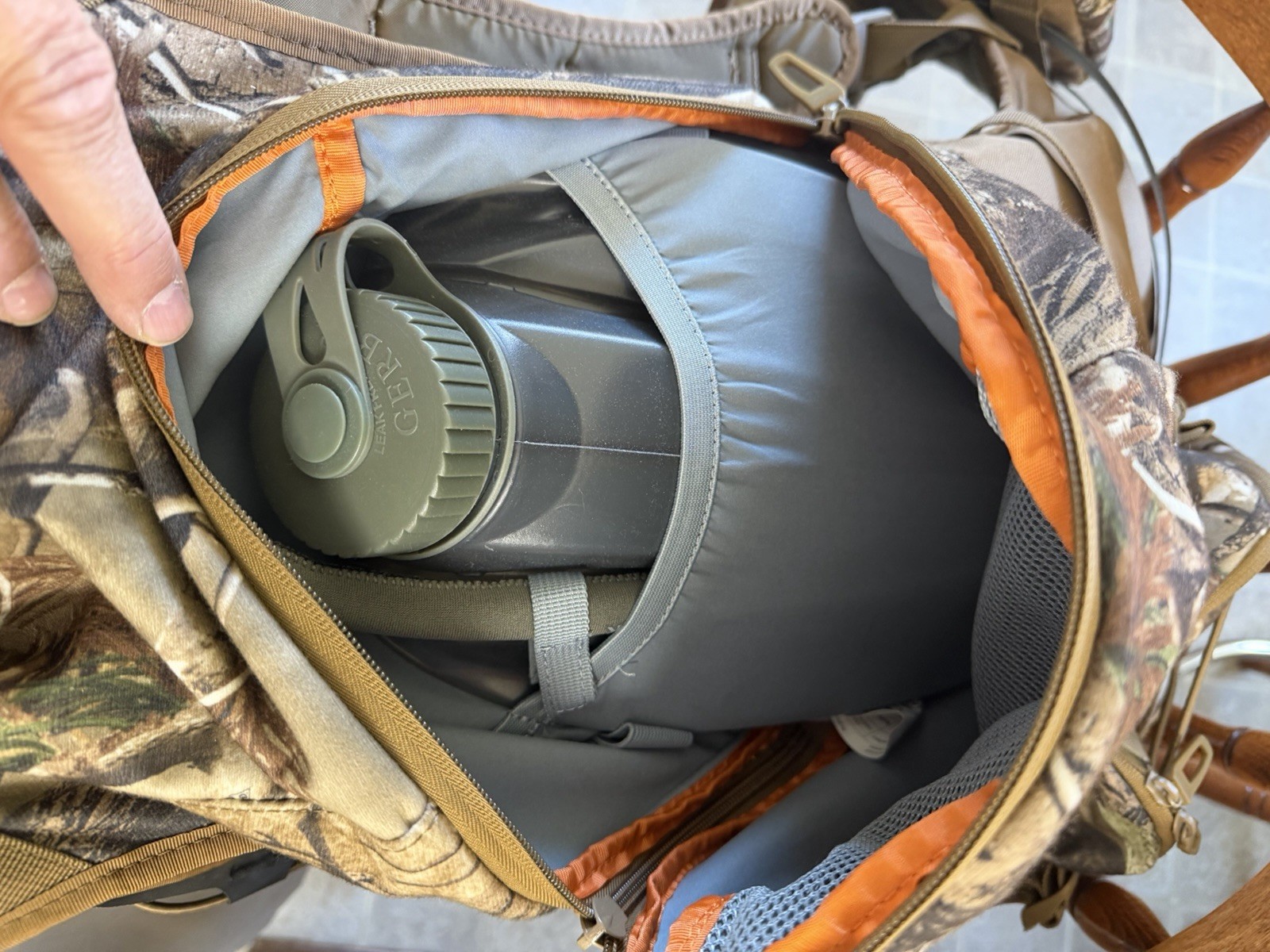 Gerber Realtree Camo Hydration Backpack 3L Reservoir 3 Pockets Adjustable