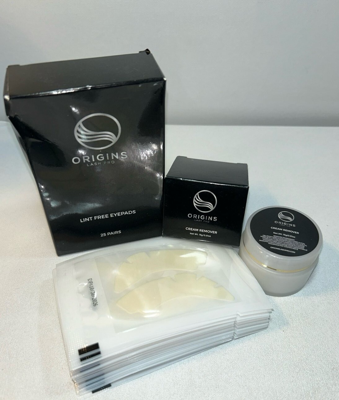 Origins Lash Pro Lint Free Eye-pads Box of 25, and Cream Remover for Eyelash Ext