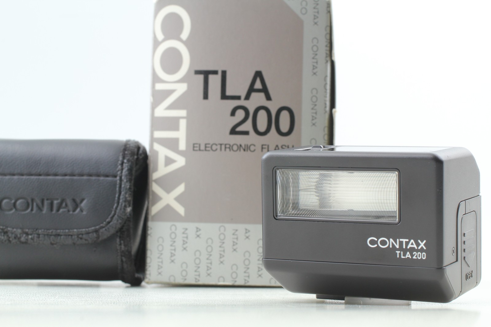 BOXED [MINT] Contax TLA200 200 BLACK Shoe Mount Flash G1 G2 from JAPAN