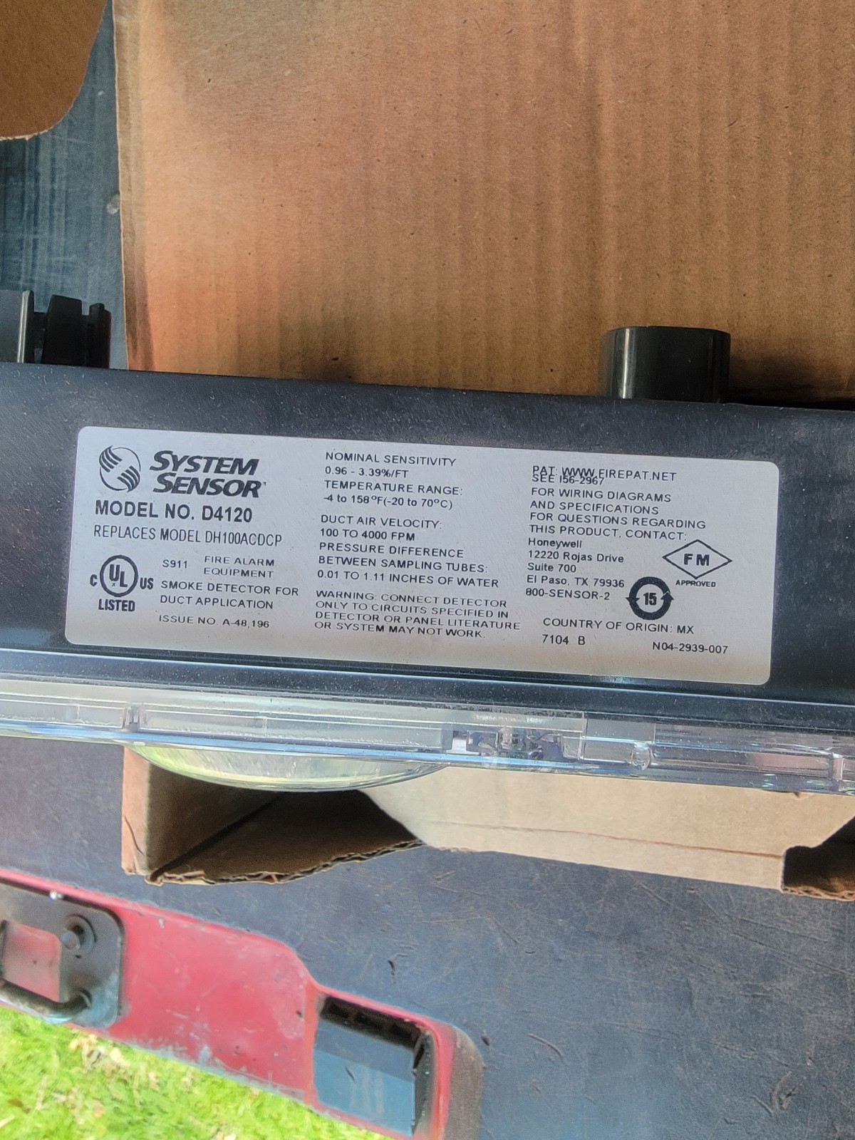 D4120 Two-System Sensor 4-Wire Photoelectric Duct Smoke Detector