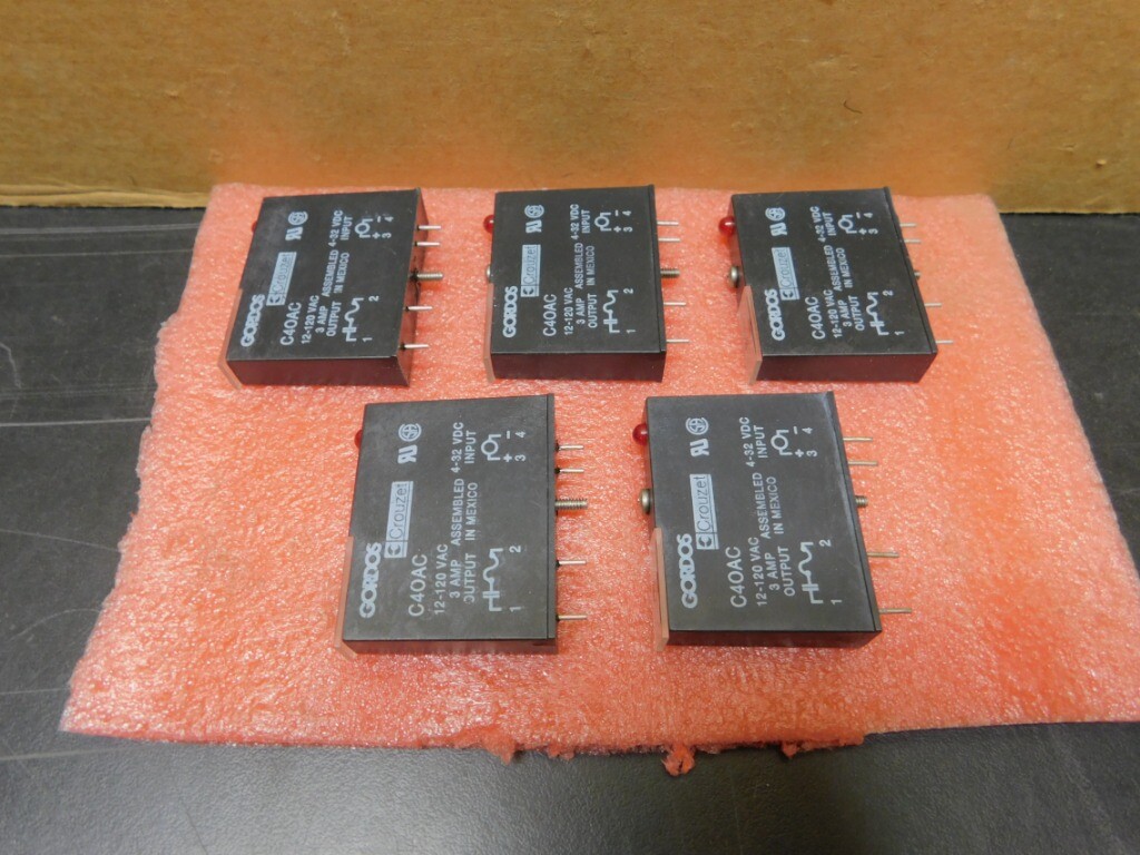 (5) NEW! CROUZET GORDOS C40AC I/O Module - 4-32VDC In 12-120VAC Out - Lot of 5