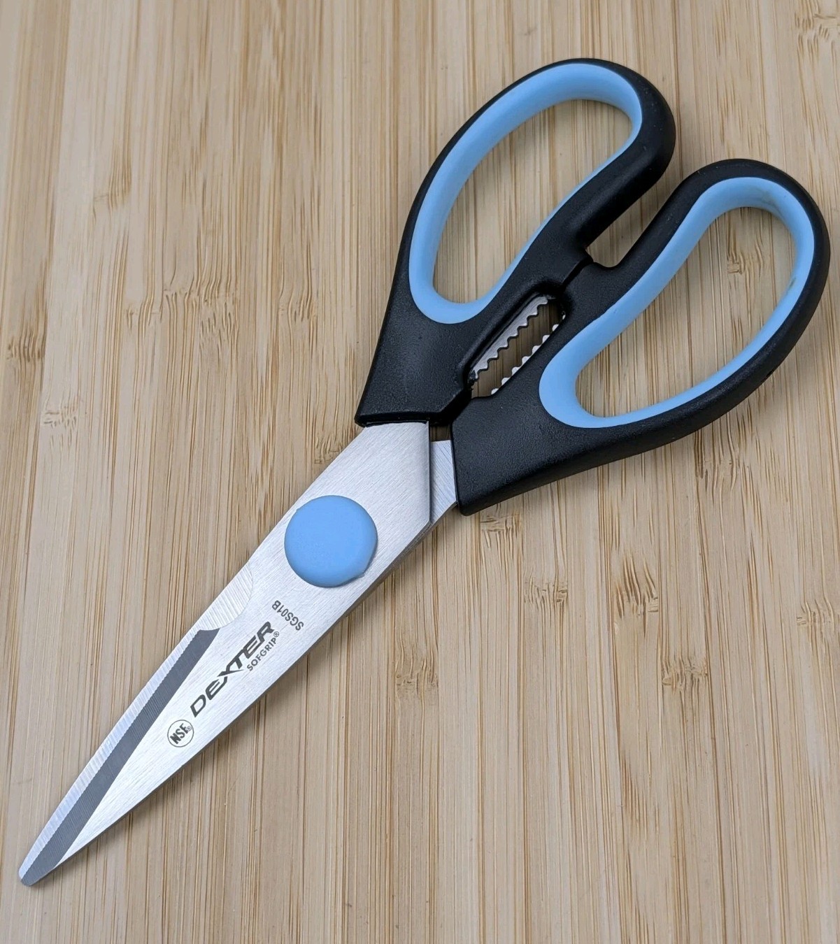 DEXTER 7.5-in POULTRY/KITCHEN Shears, SGS01B SofGrip (25353), DETACHABLE Blades