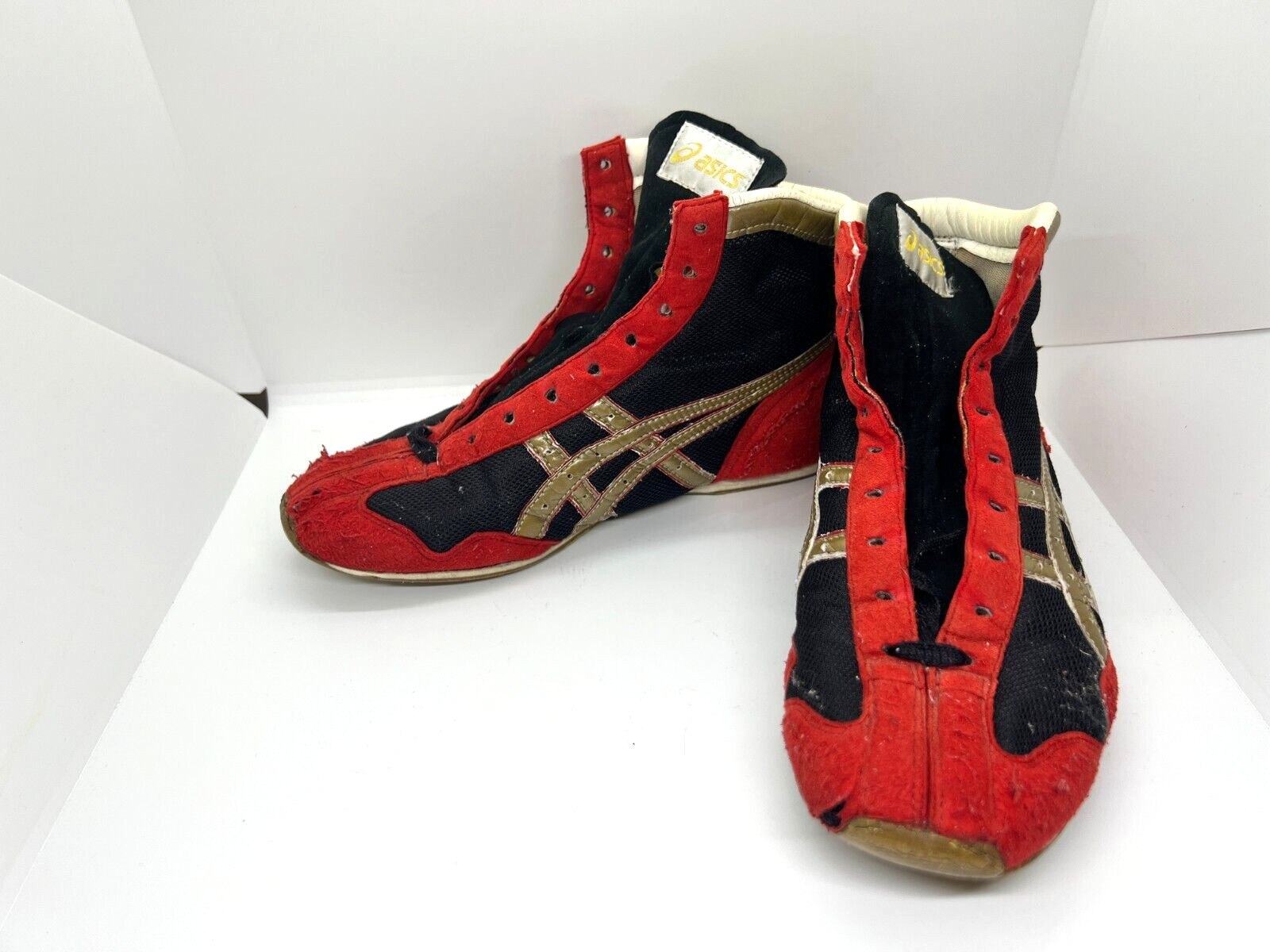 Asics Boxing Shoes TBX950 Red and Black Gold Line US8 ( 26.0 cm ) Japan Used