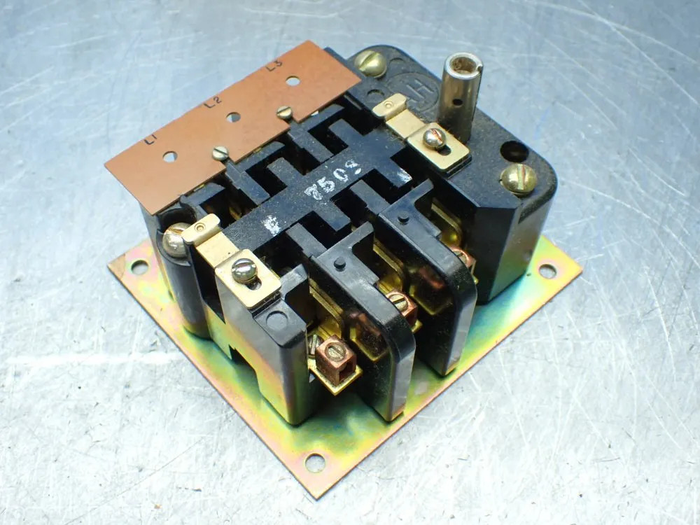 ARROW HART MAGNETIC CONTACTOR RAD-130-U