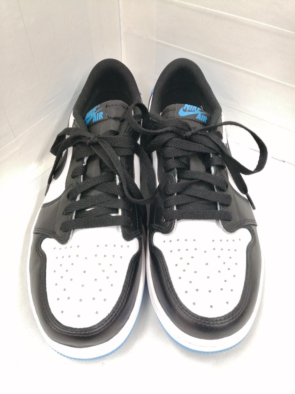 NIKE Black x White x Blue AIR JORDAN 1 LOW OG UNC