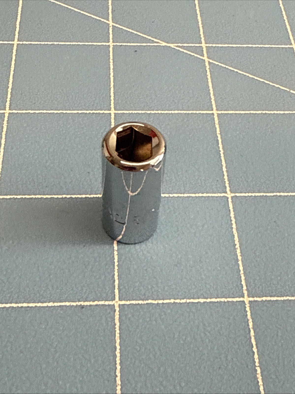 MAC TOOLS,1/4 " SOCKET DRIVEN, BIT HOLDER.