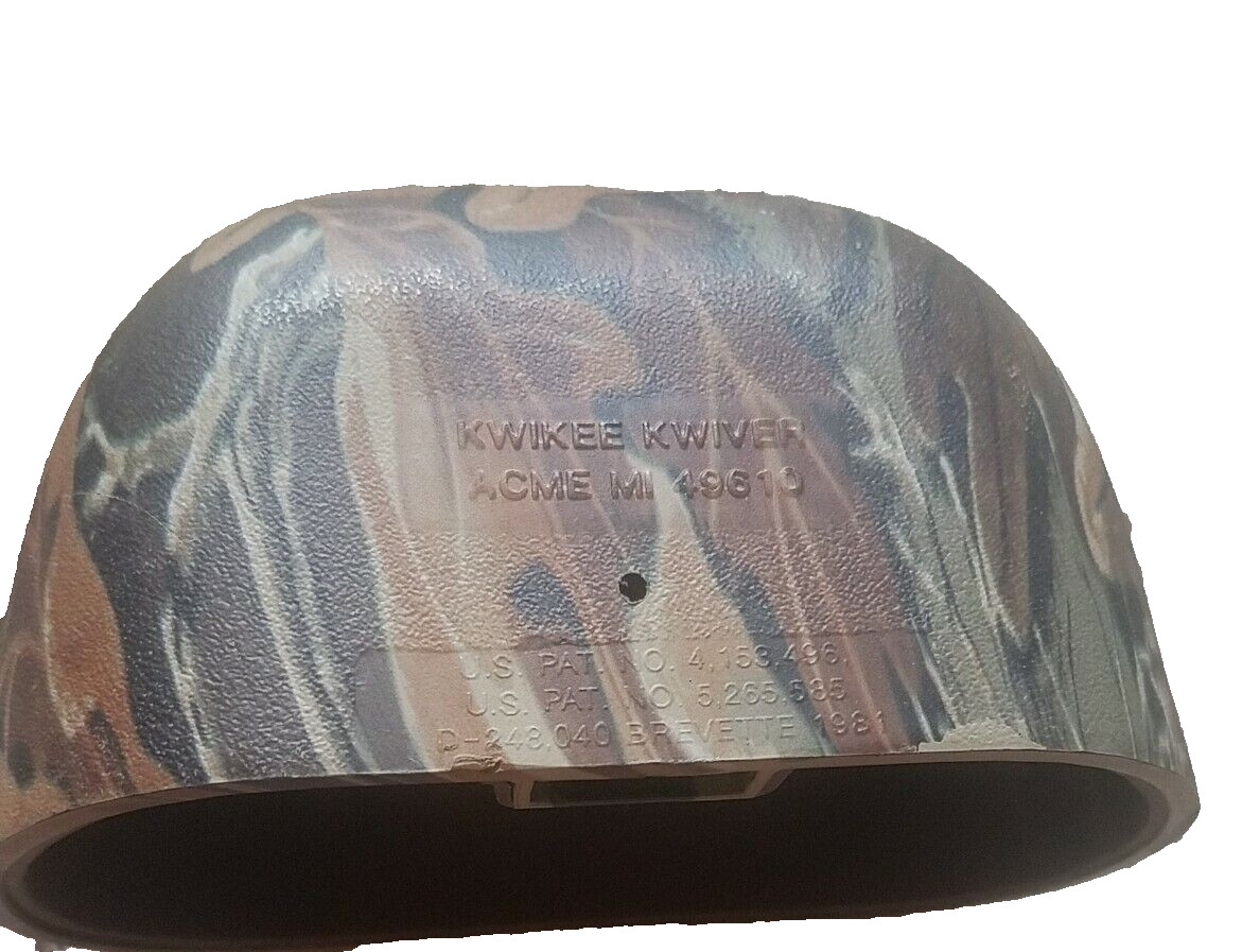 Kwikee Kwiver Cover Archery / Hunting Attachment-New(Display Model Retail Store)