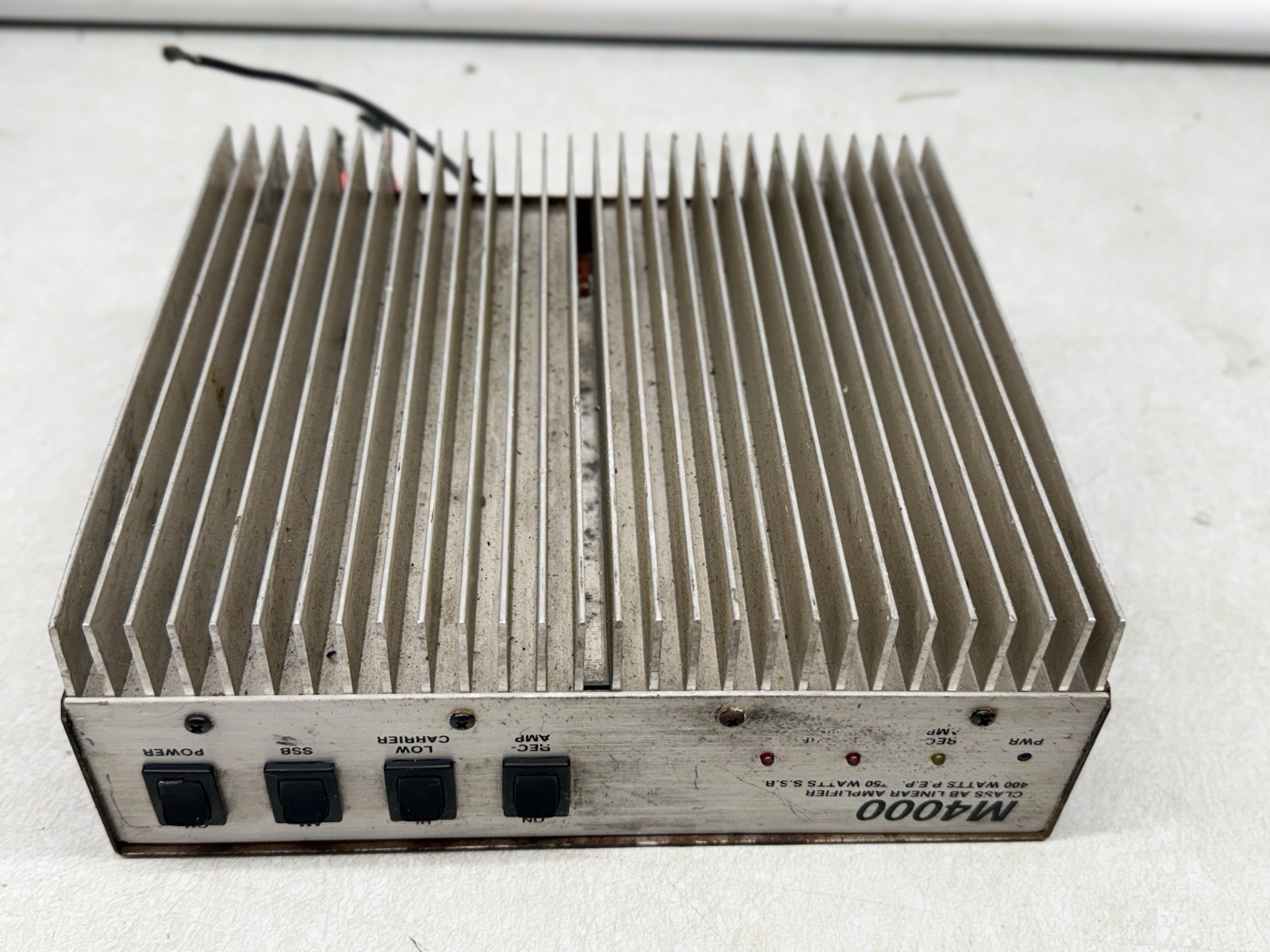 Vintage Messenger M4000 Class AB Linear Amplifier Mobile CB
