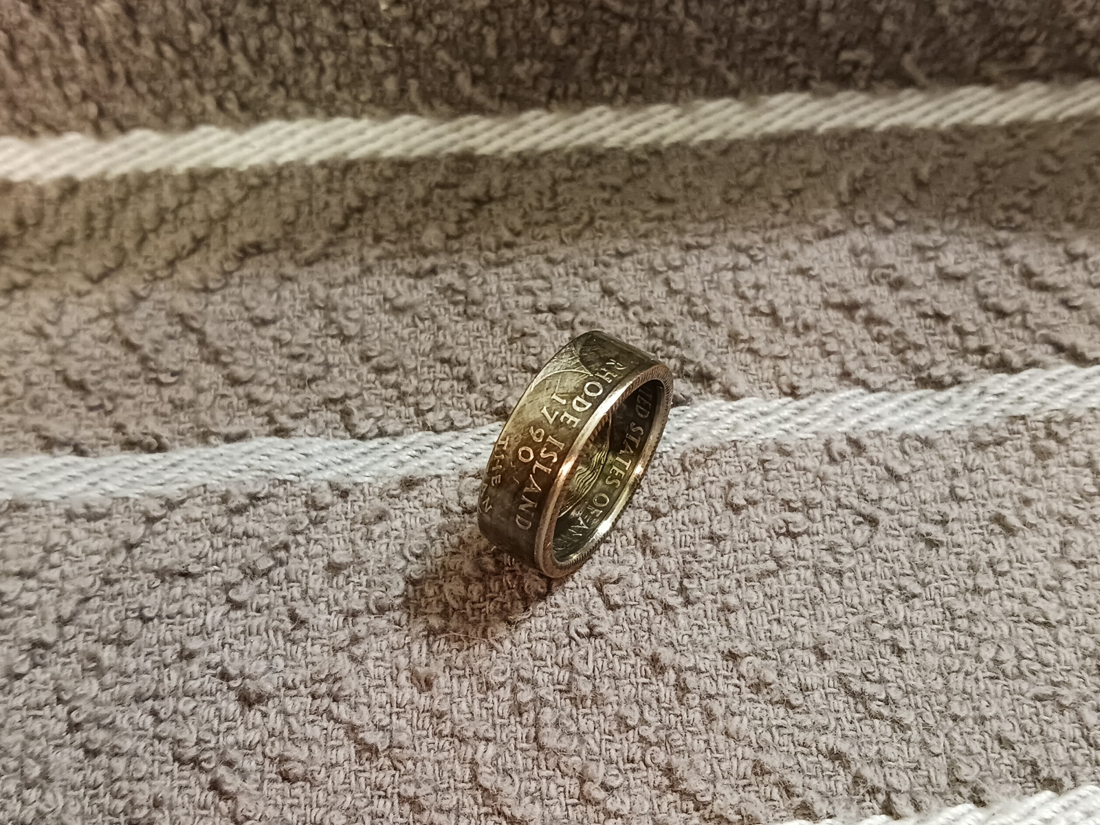 Rhode Island Handcrafted Washington Quarters coin ring, size 7-1/2   2001