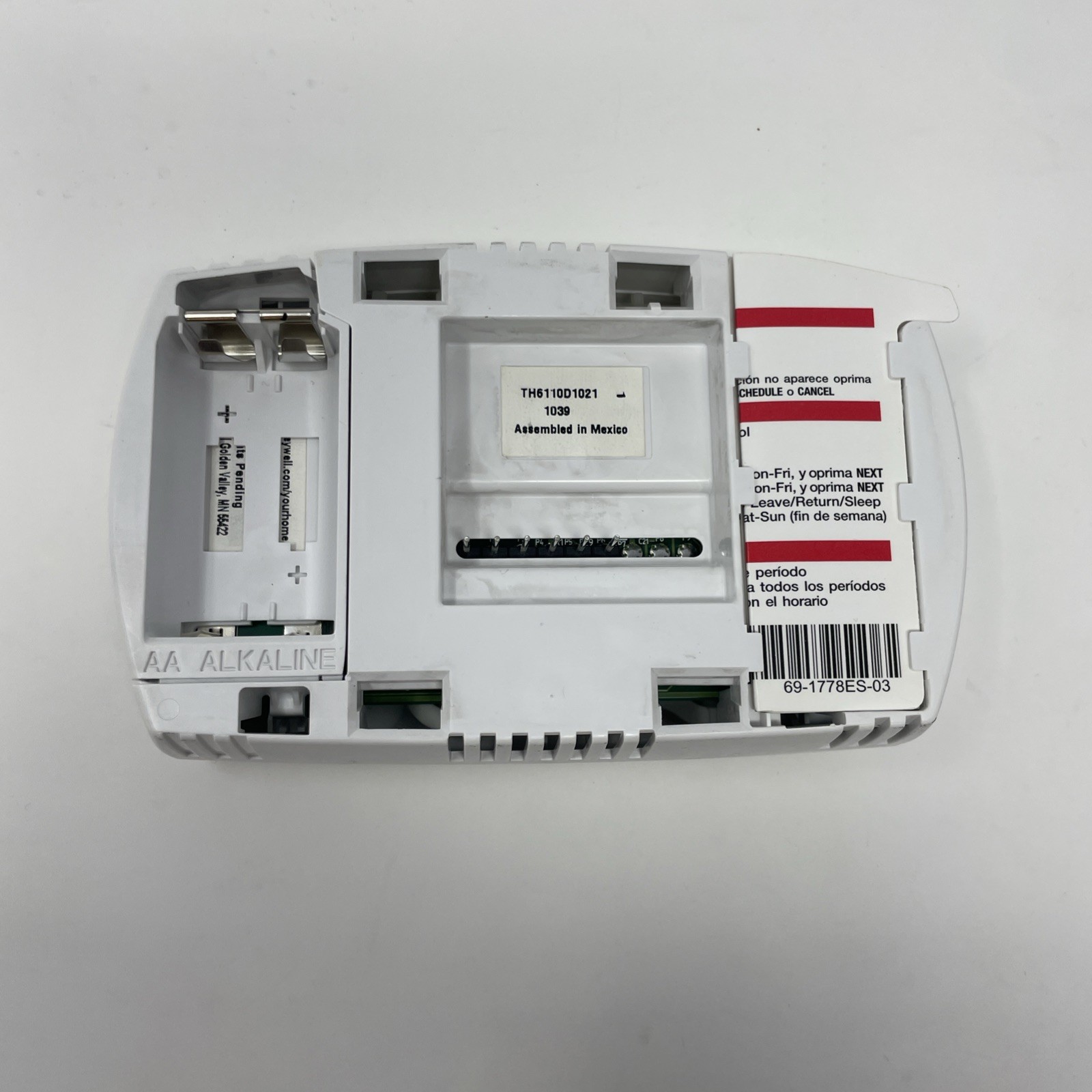 Honeywell FocusPRO 6000 TH6110D1021 Thermostat Programmable Wall Plate Working