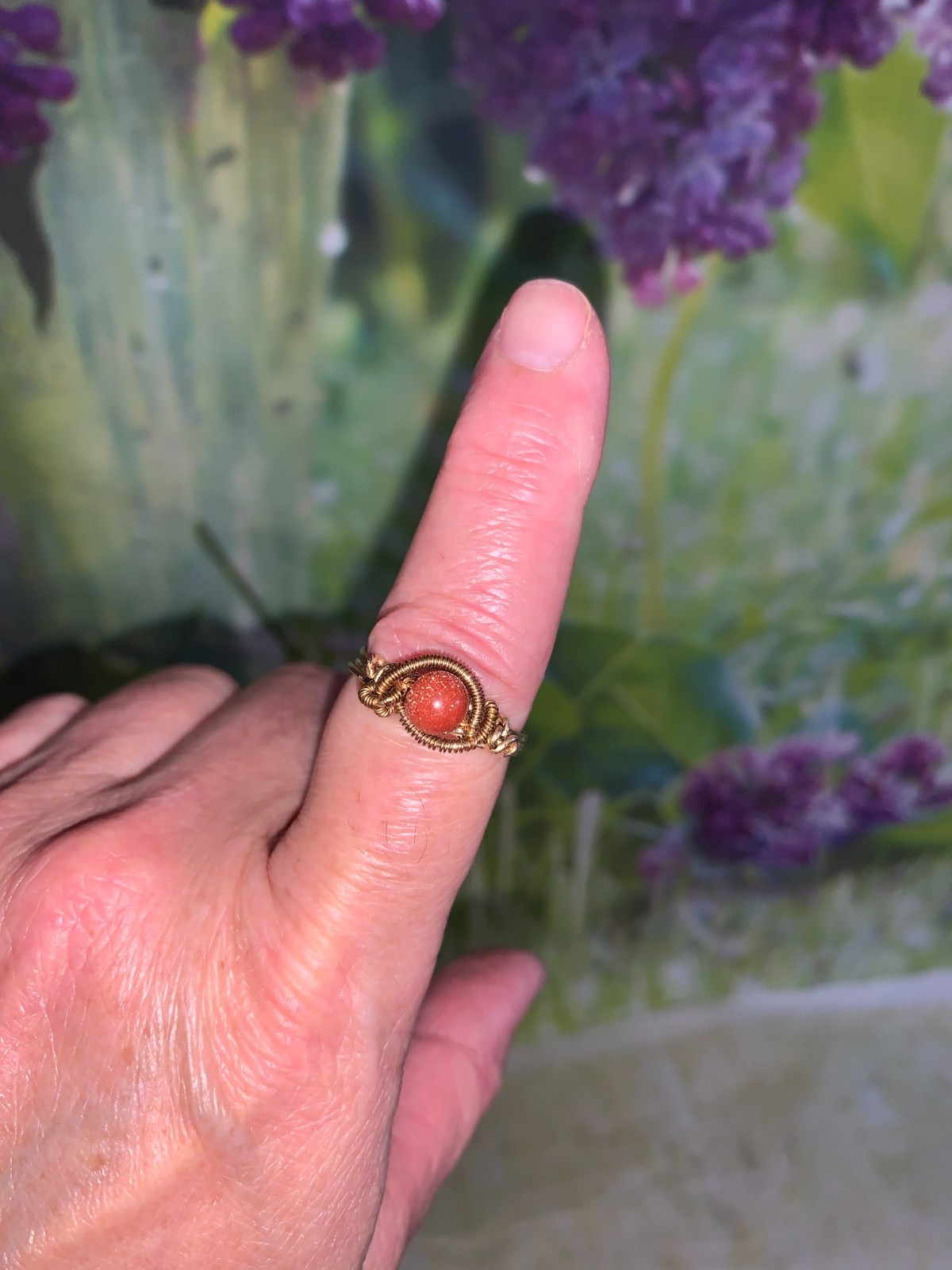wire wrap ring Gold Tone wire with Gold Sparkle Stone Size 8 NEW