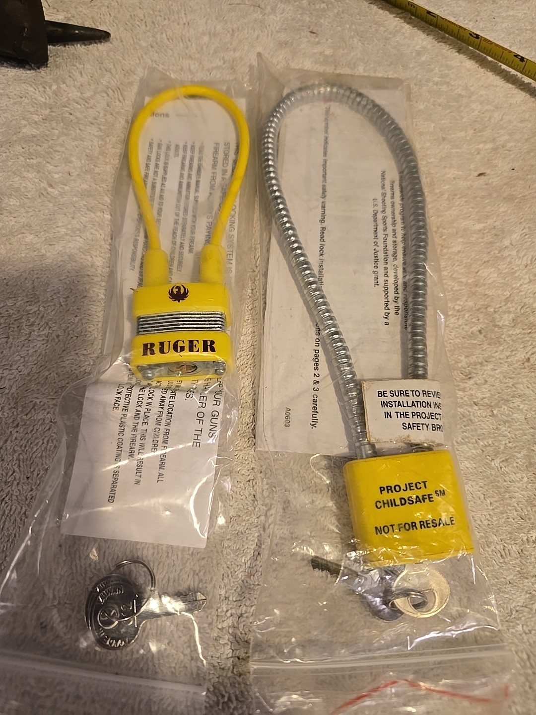 Ruger Genuine Shot Lock Yellow Cable Gun Lock w/2 Keys Safety Firearm + Other
