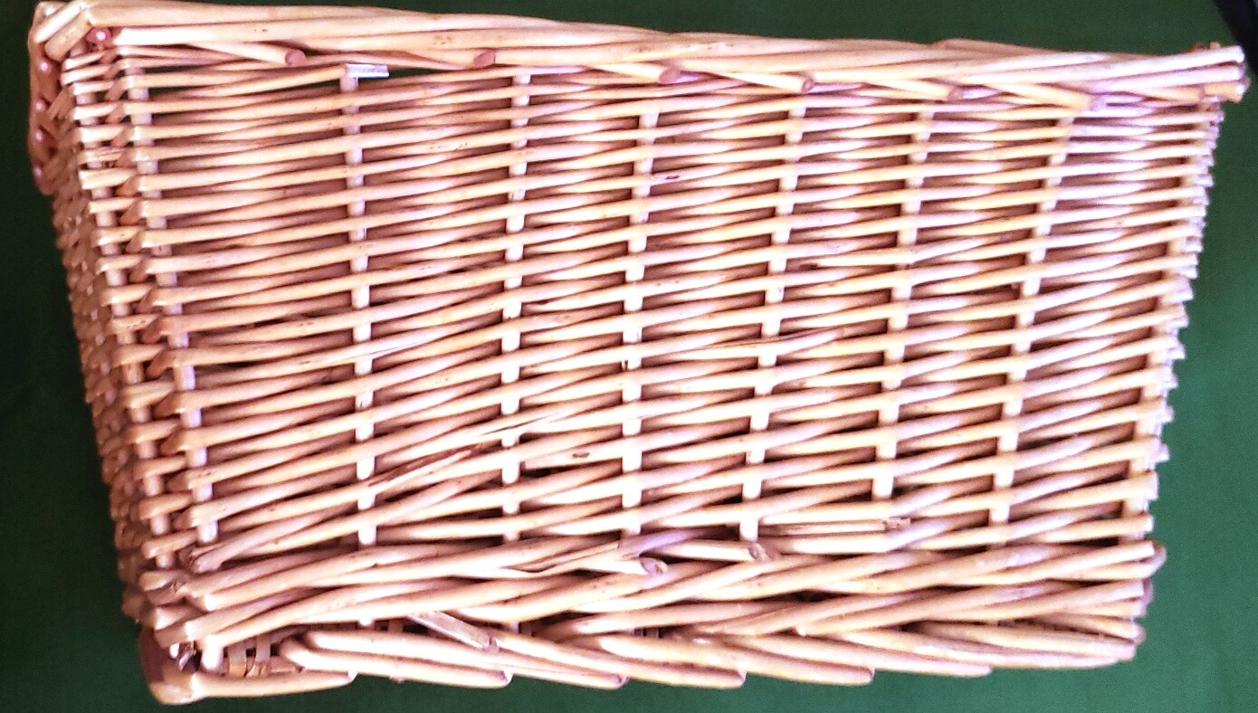 Handy 11" Straw Basket