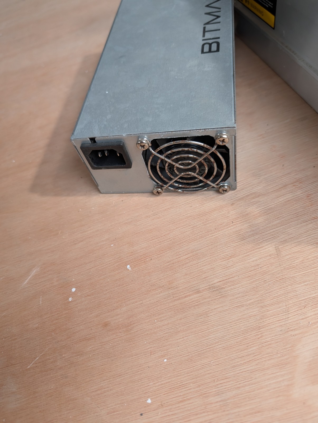 bitmain antminer s9i Bitcoin miner with PSU