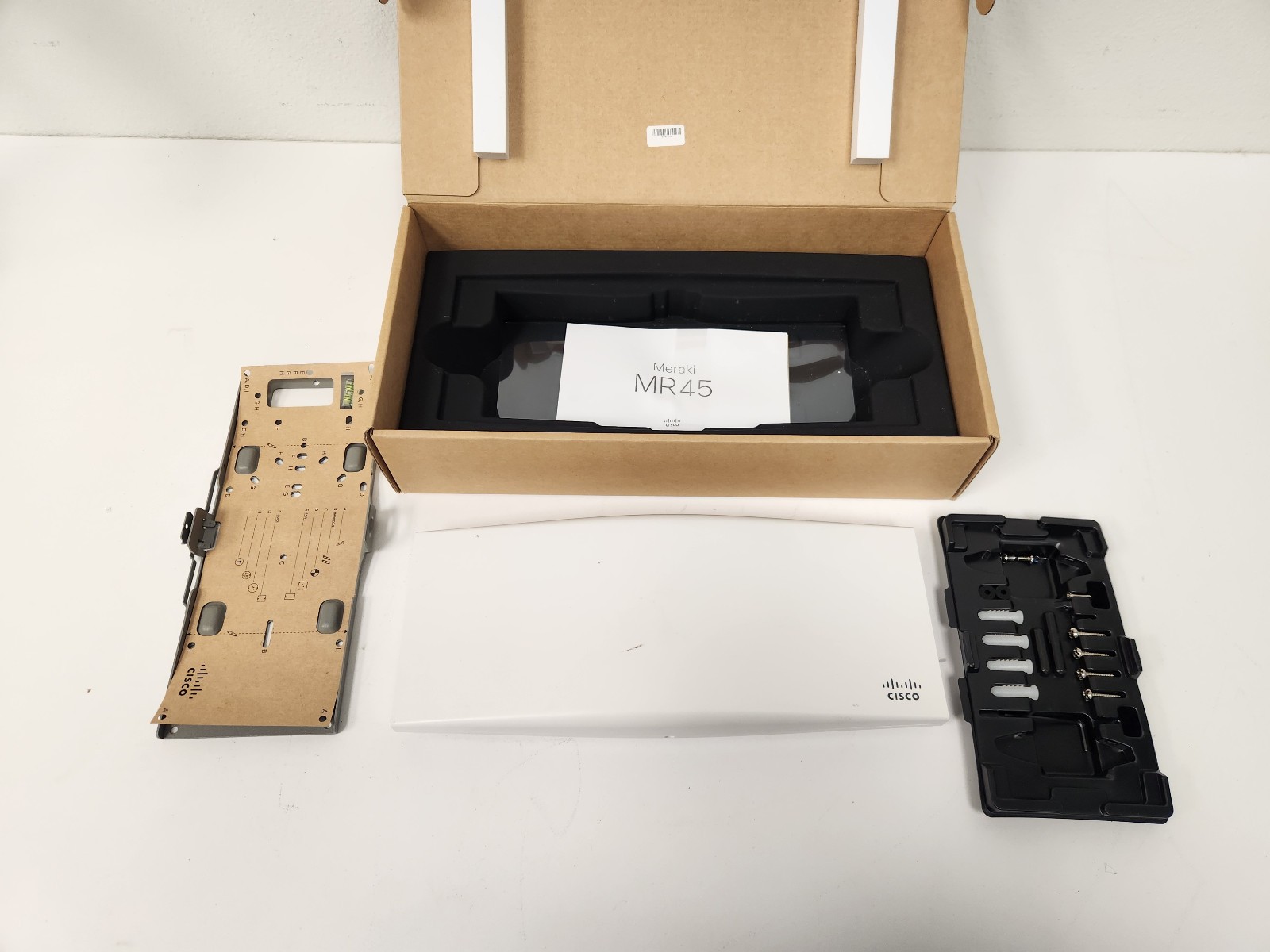 Cisco Meraki MR45-HW WiFi6 Wireless Access Point w/ Mounting Kit Unclaimed