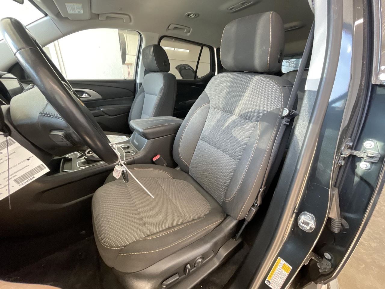 TRAVERSE 2019 Air Shutter 1061607