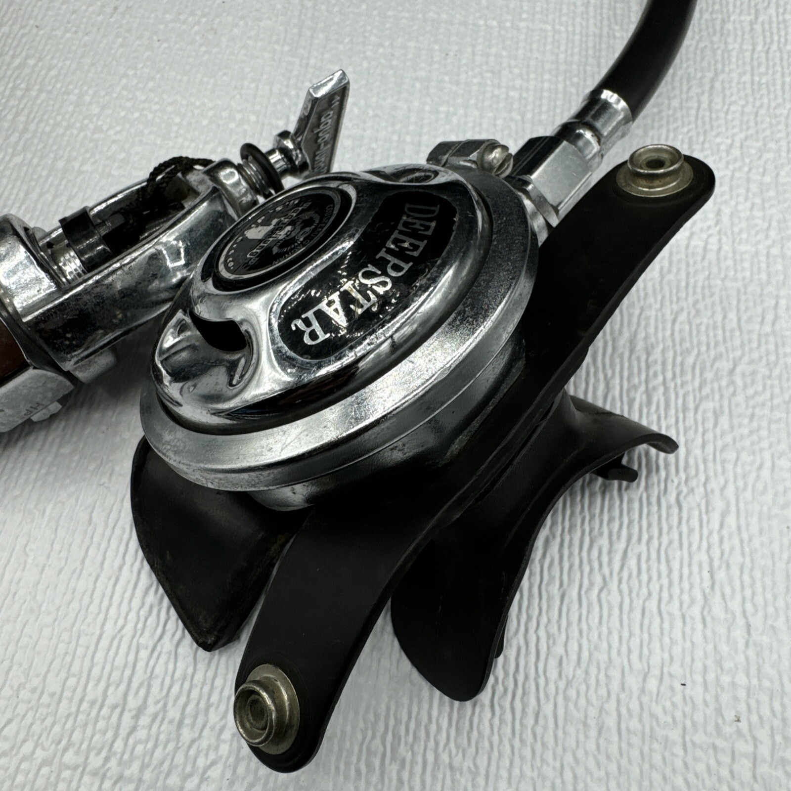 VINTAGE U.S. Divers Aqua Lung Deepstar II Regulator